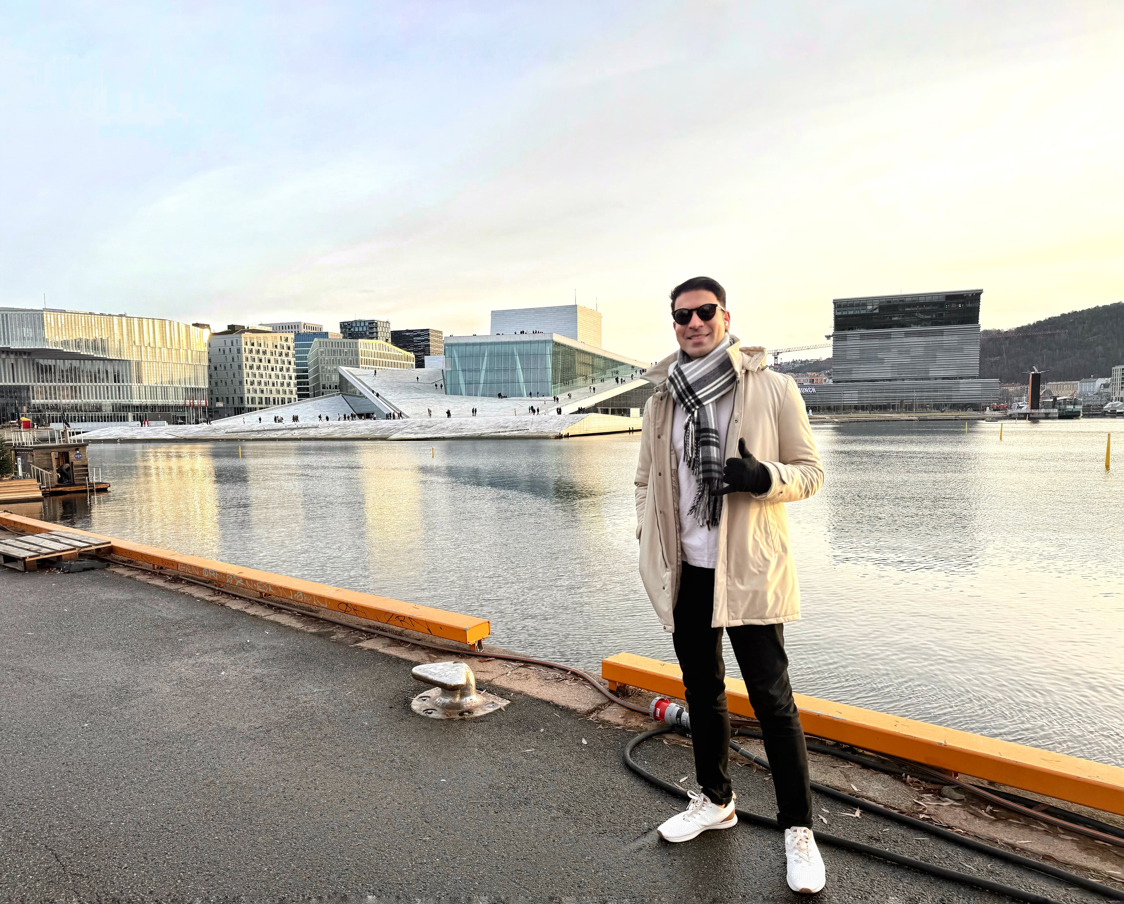 Oslo Opera, winter coat